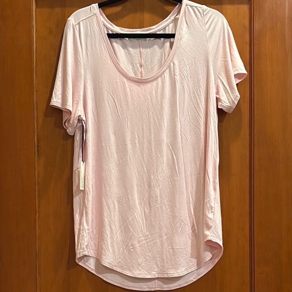 Aritzia Babaton Pink Relaxed Short Sleeve Sami Shirt Size L